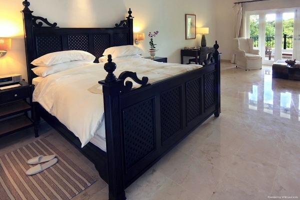 Hotel Casa Colonial Beach & Spa